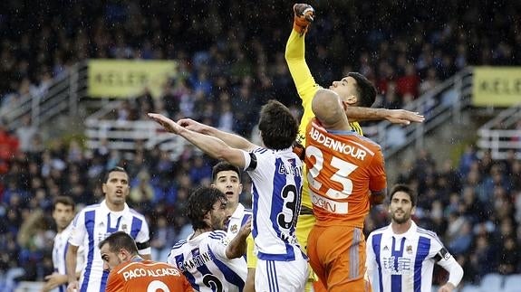 Jonathas reconcilia a la Real Sociedad con Anoeta