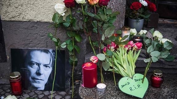 Artistas y políticos despiden a Bowie