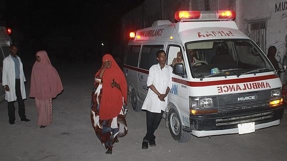 Al menos 20 muertos en el ataque a un conocido hotel de Mogadiscio