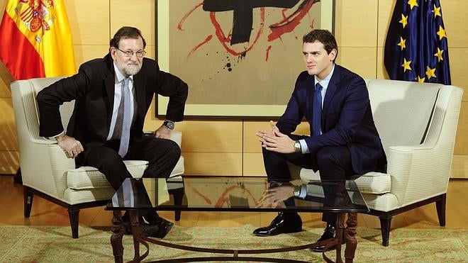 Rivera deja en manos del PP decidir sobre la candidatura de Rajoy