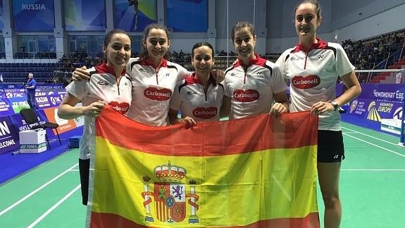 España se garantiza una medalla en el Europeo de bádminton