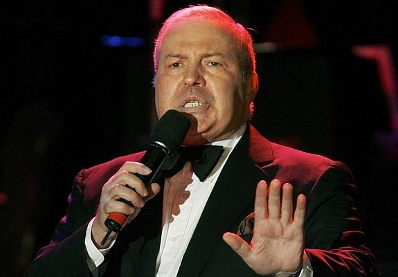 Frank Sinatra Jr. muere de un ataque al corazón a los 72 años