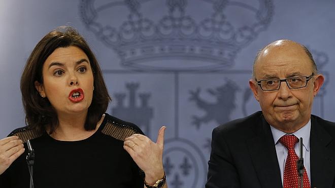 El Gobierno censura que Patxi López quiera convertir abril en el «mes de la oposición al PP»