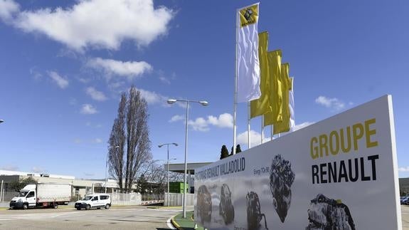 Renault y los sindicatos firman un acuerdo que prevé 2.000 nuevos empleos indefinidos