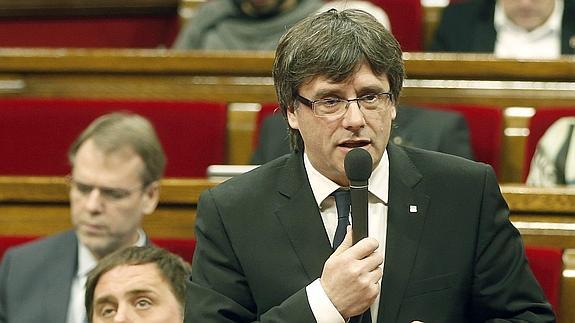 Puigdemont niega que el manifiesto que carga contra el bilingüismo sea «racista»