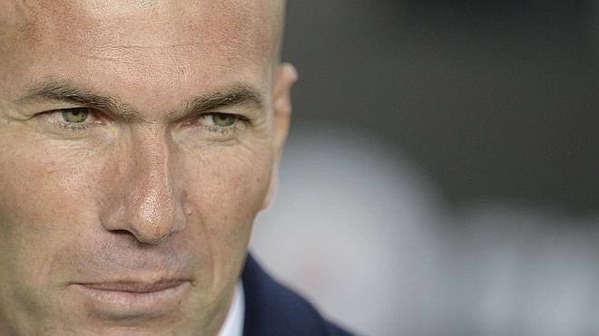 Zidane: «Claro que molesta cuando te silban pero Danilo es un profesional»