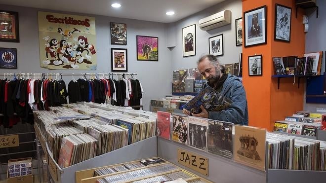 Vinilo: ¿melomanía o 'postureo'?