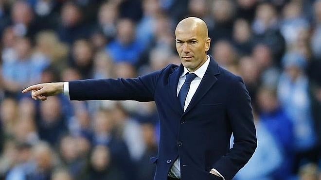 Zidane, optimista: «Espero a Cristiano y Benzema para el miércoles y al cien por cien»