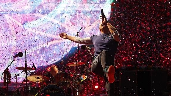 Fiesta por todo lo alto en Barcelona con los himnos coloridos de Coldplay