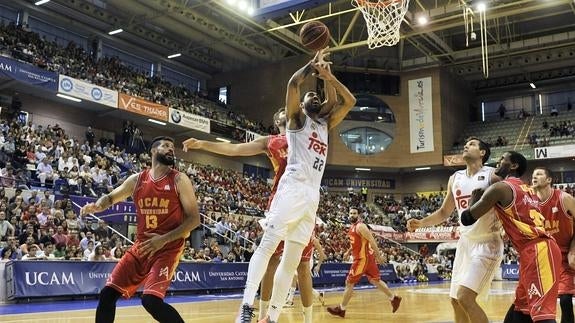 El UCAM Murcia hace historia al vencer al Real Madrid