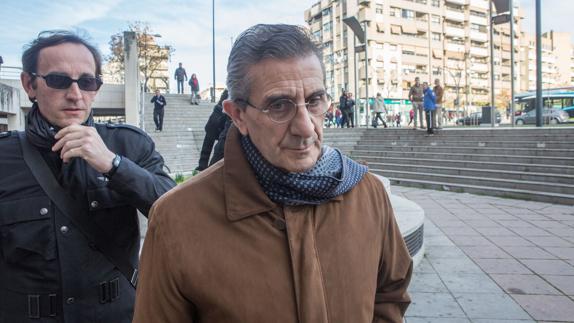 El fiscal pide 9 años de cárcel para el cura del 'caso Romanones'