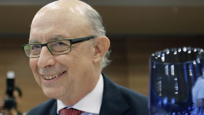 Montoro riega con 3.772 millones el pago a proveedores a tres días de las elecciones