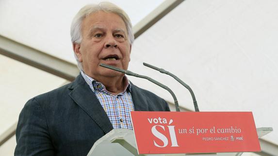 Felipe González rechaza un pacto entre PSOE y Podemos