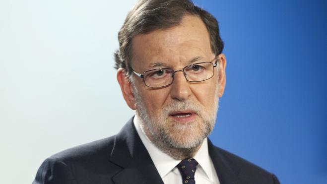 Rajoy abrirá ya los contactos con el PSOE con una «disposición abierta» a pactar