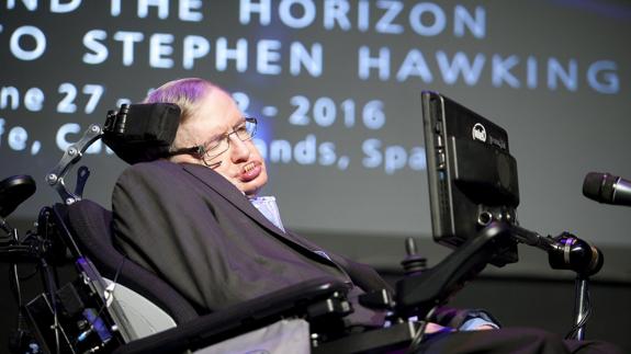 Hawking: «No podremos sobrevivir otros 1.000 años sin abandonar nuestro frágil planeta»