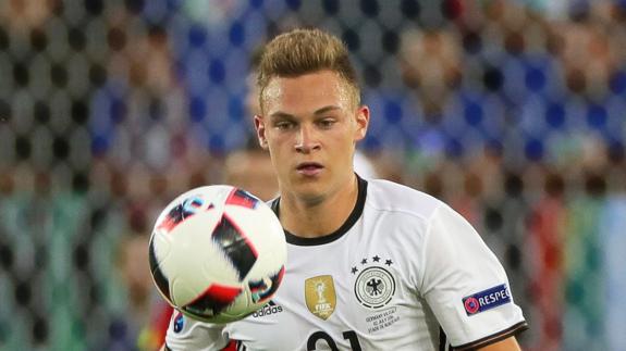 Joshua Kimmich, el perfecto multiusos de Löw