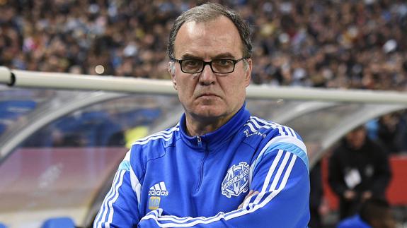 El argentino Marcelo Bielsa renuncia a entrenar a la Lazio