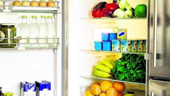 Ordenar la nevera para conservar bien los alimentos