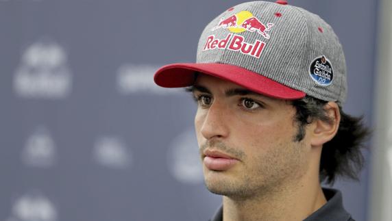 Sainz: «Sufrimos porque no somos rápidos en las rectas»