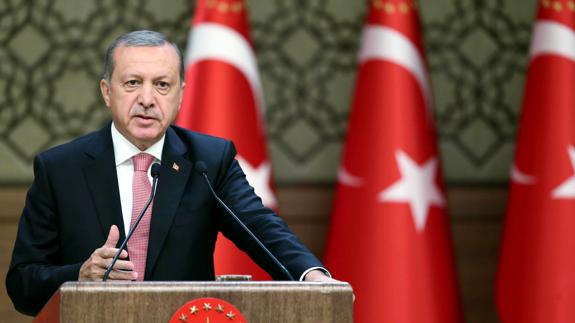 Erdogan reprende a EE UU por retrasar la extradición de Gülen