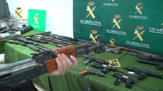 Desmantelado un importante depósito ilegal de armas y precursores de explosivos