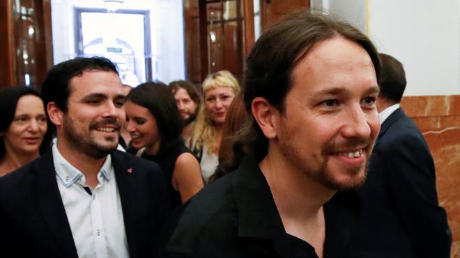 Unidos Podemos acusa al presidente de chantajear a los españoles