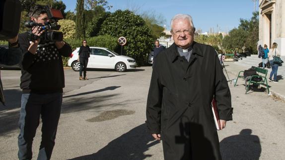 El Papa sustituye al obispo de Mallorca tras su presunta relación sentimental