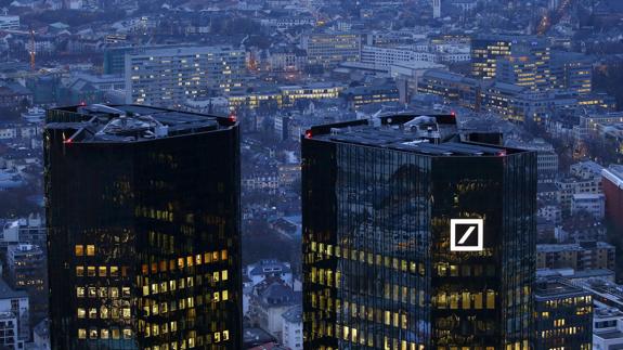 EE UU pide multar a Deutsche Bank con 14.000 millones de dólares