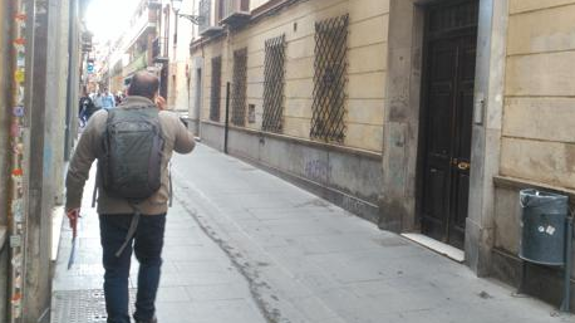 Hallan a una mujer muerta con un golpe en la cabeza en Granada