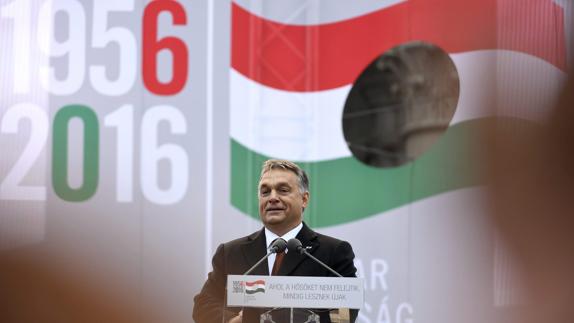 Orbán rechaza la «sovietización» de Bruselas y defiende el estado-nación cristiano