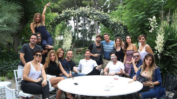 El reencuentro de los triunfitos continúa levantado pasiones