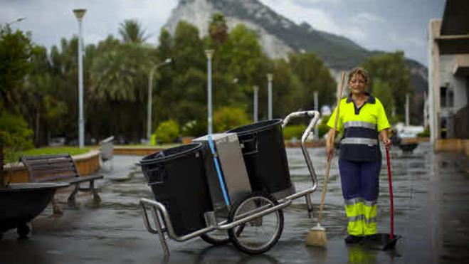 Los salarios más bajos cayeron casi un 30% con la crisis