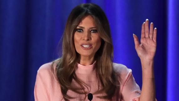 Melania Trump entra en campaña en busca del voto femenino