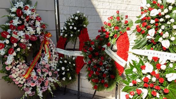 Una Valencia 'con R de Rita', en cola para despedir a la 'eterna alcaldesa'