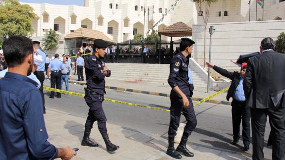 Siete muertos, incluida una turista canadiense, durante un tiroteo en Jordania