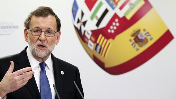 Rajoy suscribe todas las palabras de Cospedal en la petición de perdón por el Yak-42