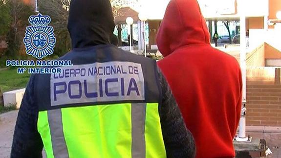 Interior anuncia una investigación interna sobre la operación de los falsos yihadistas