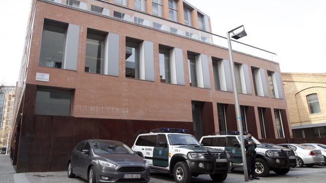 La operación contra la financiación de Convergència se salda con 18 detenidos