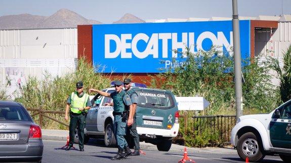 Detenido en Granada un menor por simular ser yihadista y hacer falsos avisos de bomba