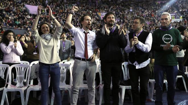 Iglesias vence en su batalla contra Errejón