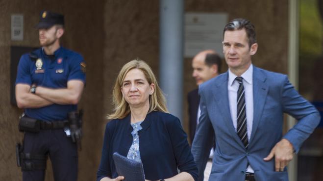 La infanta Cristina y Urdangarin se enfrentan a la hora de la verdad