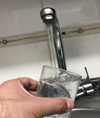 El agua del grifo es tan saludable como la envasada | La Rioja