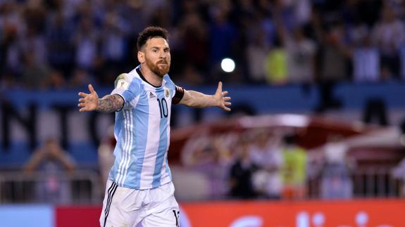 Un gol de Messi pone a Argentina en la zona de clasificación directa