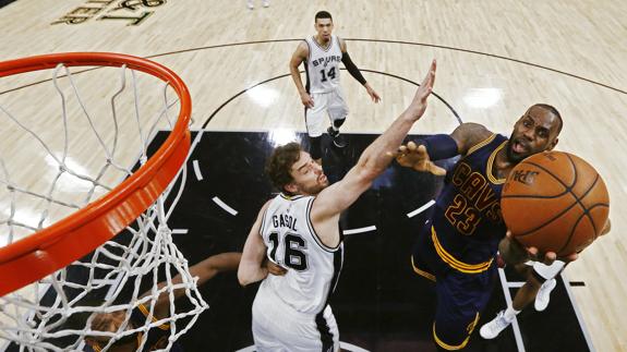 Pleno de victorias de Pau Gasol, Ibaka, Willy Hernangómez y Abrines