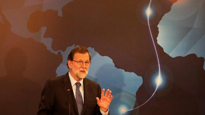 Rajoy pone a España como ejemplo de reformas aunque tengan coste electoral