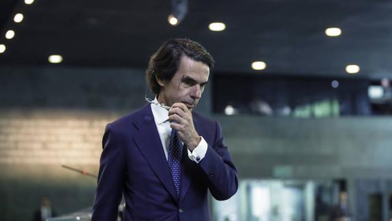 Aznar pide a Rajoy una «agenda de reformas ambiciosa»