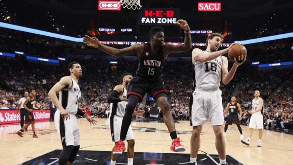 Green y Ginóbili deciden el triunfo de los Spurs y se ponen con ventaja