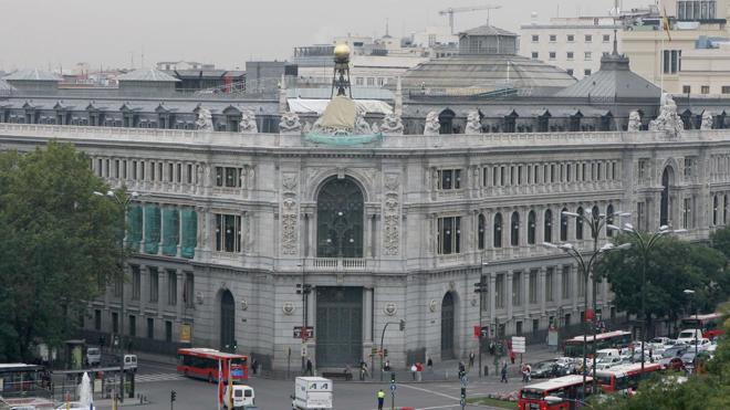 El Banco de España prevé un crecimiento más moderado por el alza de tipos y crudo y el ajuste fiscal