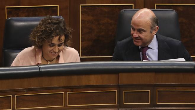 De Guindos cree que la economía crecerá alrededor del 3% este año