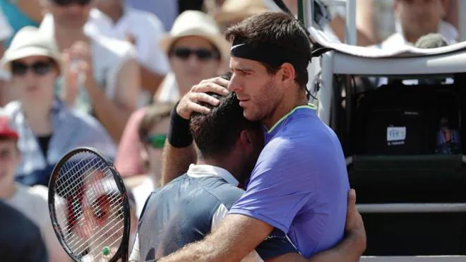 Almagro se rompe y se despide llorando de Roland Garros
